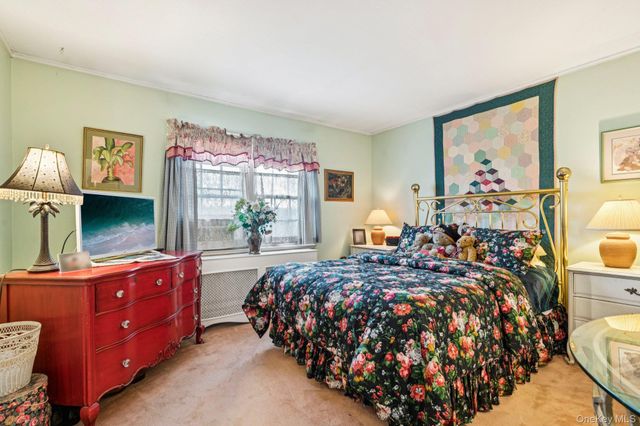 2002 Murray Place, Merrick, NY 11566