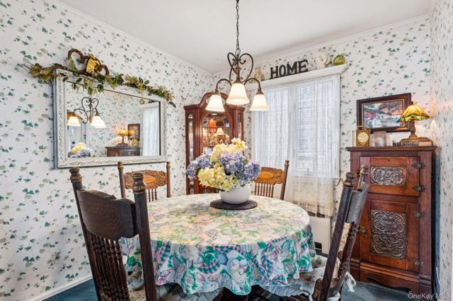 2002 Murray Place, Merrick, NY 11566