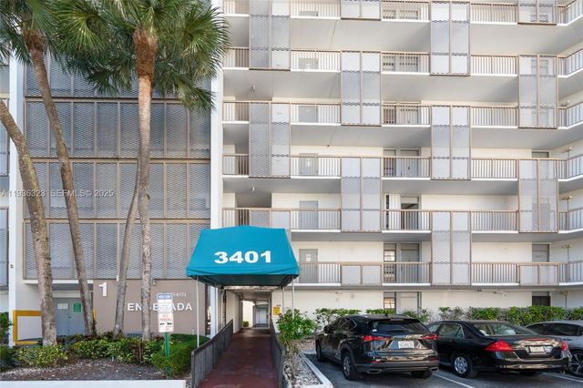 3401 N Country Club Drive 519, Aventura, FL 33180