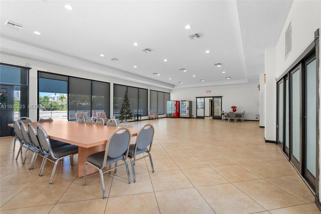 3401 N Country Club Drive 519, Aventura, FL 33180