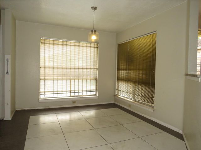 11718 Coachfield Lane, Houston, TX 77035