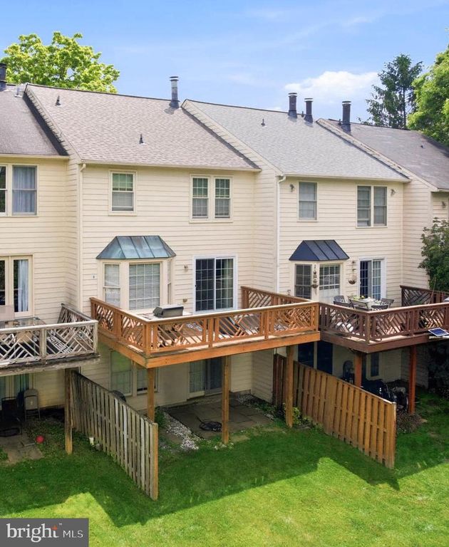 Image 3 of property listing at 5736 APRIL JOURNEY #79, Columbia, MD 21044