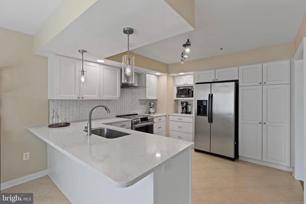 Image 4 of property listing at 5736 APRIL JOURNEY #79, Columbia, MD 21044