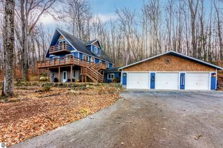4482 Schuss Mountain Road, Bellaire, MI 49615