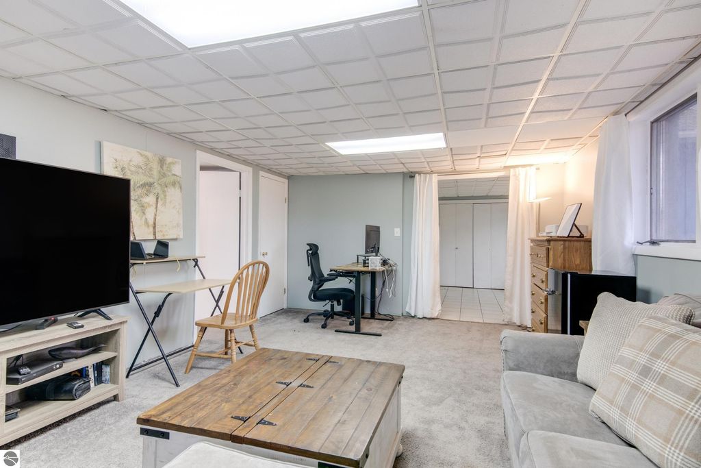 Image 24 of property listing at 4482 Schuss Mountain Road, Bellaire, MI 49615