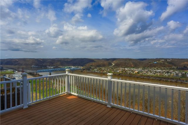 2016 Cade Drive, Center Twp, PA 15061