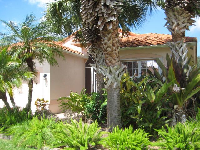 329 Millpond Lane, Port St. Lucie, FL 34986
