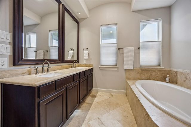1223 Welch Street, Houston, TX 77006