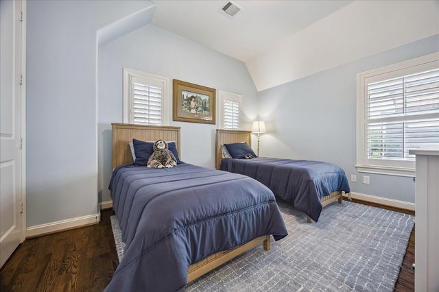 1223 Welch Street, Houston, TX 77006
