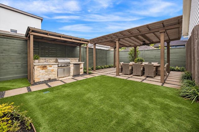 1223 Welch Street, Houston, TX 77006