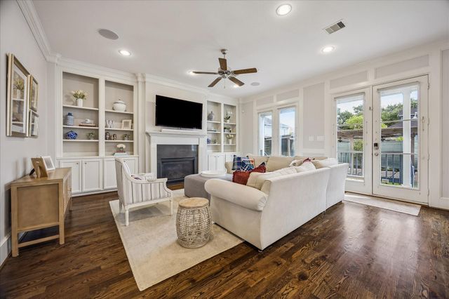 1223 Welch Street, Houston, TX 77006