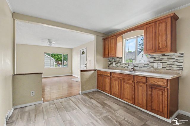 10909 Maple Street Street, Temperance, MI 48182