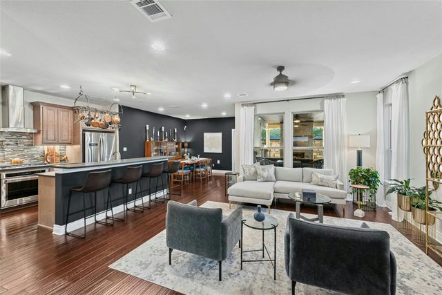 549 Clubhouse DR G, Georgetown, TX 78628
