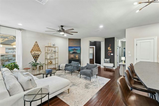 549 Clubhouse DR G, Georgetown, TX 78628