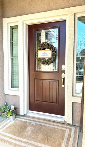 2012 W Crystal Avenue, Visalia, CA 93291