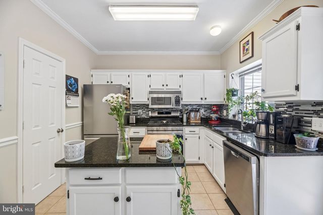 7134 WESTFIELD CT, Alexandria, VA 22306