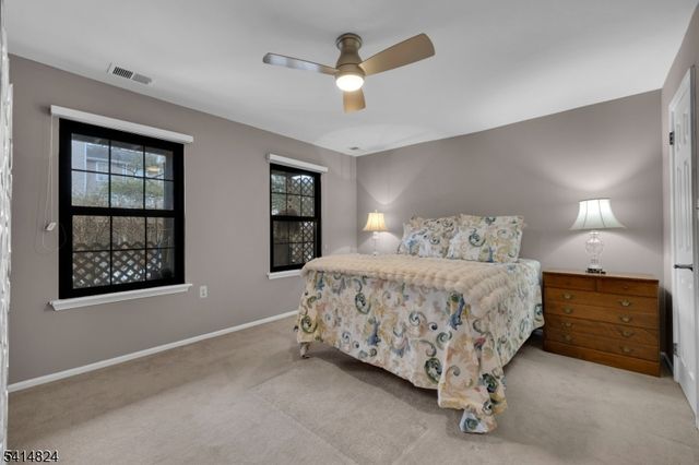 104 Wood Duck Ct, Allamuchy Twp., NJ 07840