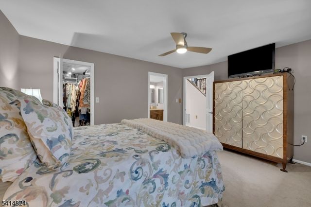 104 Wood Duck Ct, Allamuchy Twp., NJ 07840