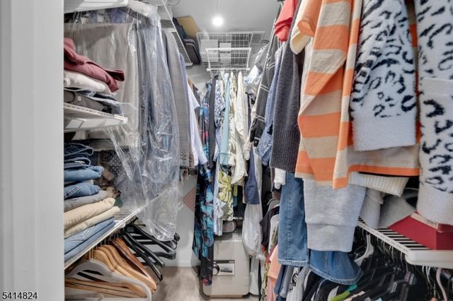 104 Wood Duck Ct, Allamuchy Twp., NJ 07840