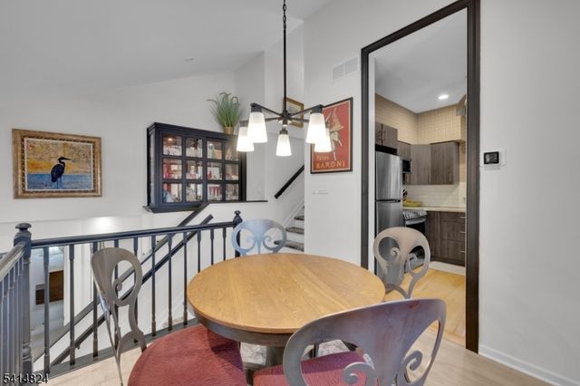 104 Wood Duck Ct, Allamuchy Twp., NJ 07840