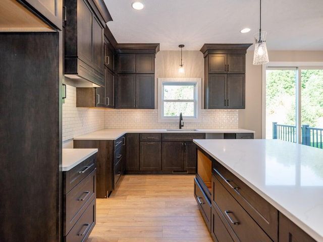 5940 Blue Jay Drive, Kalamazoo, MI 49009