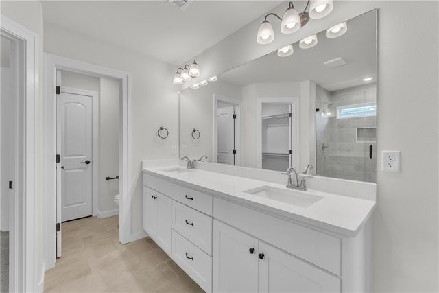 2237 S Magnificent Loop, Fayetteville, AR 72701