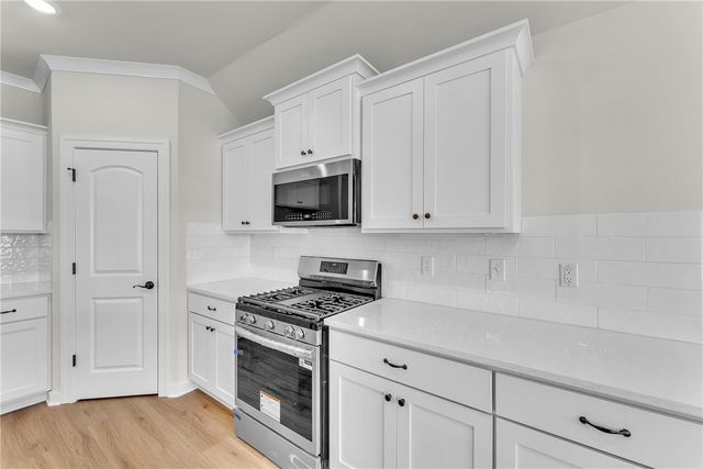 2237 S Magnificent Loop, Fayetteville, AR 72701