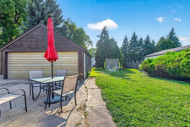 724 STATE STREET, Menasha, WI 54952
