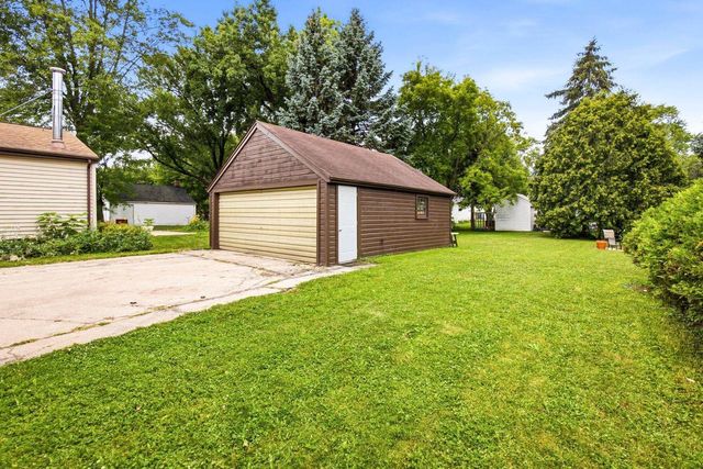 724 STATE STREET, Menasha, WI 54952