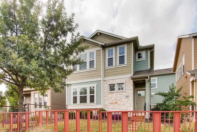 1813 Carlson DR, Austin, TX 78741