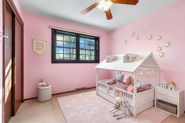 9210 Woodward Avenue, Highland, IN 46322