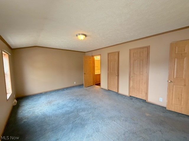 527 W 3rd Street, Uhrichsville, OH 44683