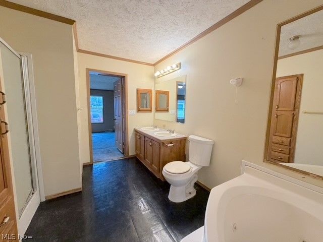 527 W 3rd Street, Uhrichsville, OH 44683