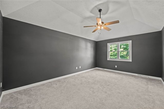 107 Keswick Court, Amherst, OH 44001
