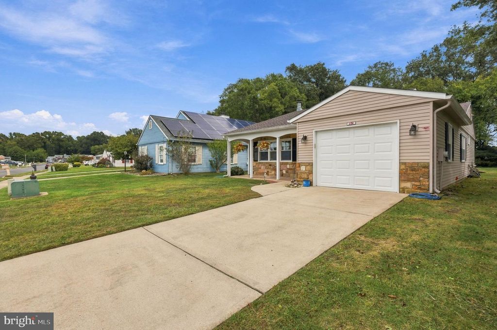 154 DORCHESTER DR, Southampton, NJ 08088 — photo 3