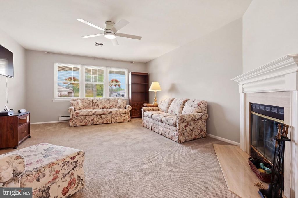 154 DORCHESTER DR, Southampton, NJ 08088 — photo 5