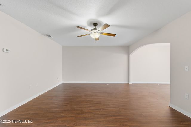 8253 HALLS HAMMOCK Court, Jacksonville, FL 32244