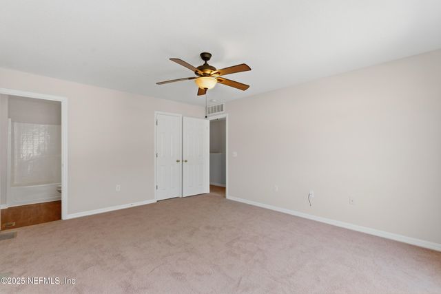 8253 HALLS HAMMOCK Court, Jacksonville, FL 32244