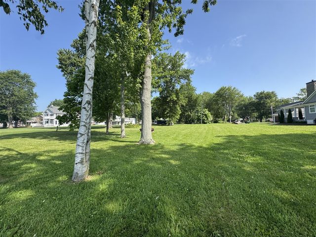 38172 Murdick Drive, New Baltimore, MI 48047