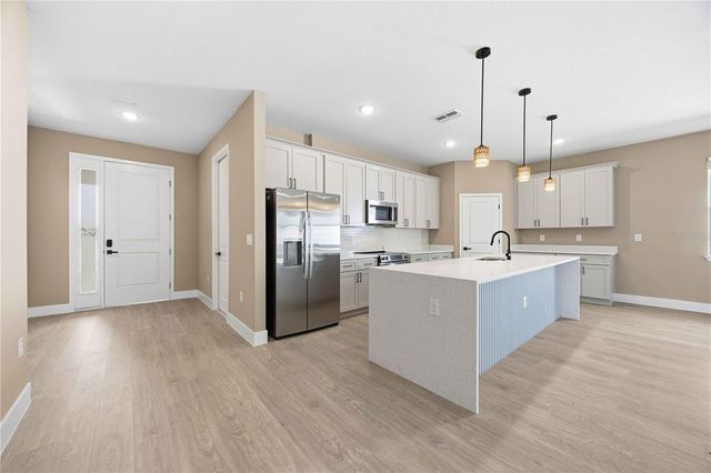 2108 RIVER HAWK LOOP, Winter Haven, FL 33880