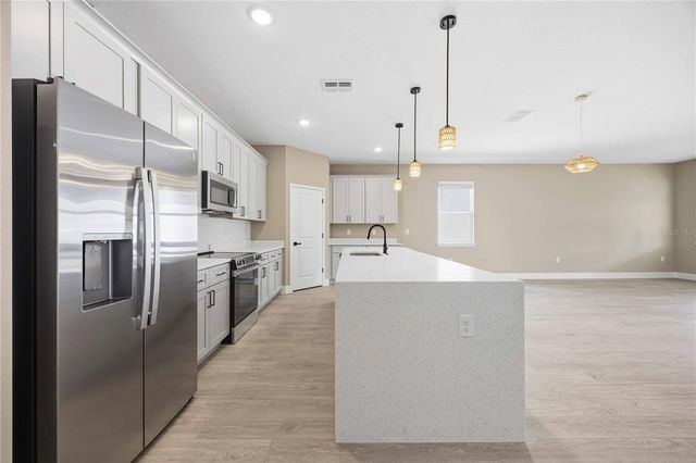 2108 RIVER HAWK LOOP, Winter Haven, FL 33880