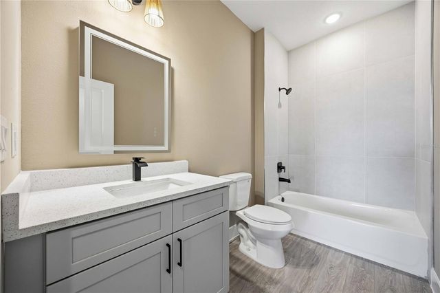 2108 RIVER HAWK LOOP, Winter Haven, FL 33880