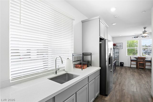 9672 Abel Cliff Street, Las Vegas, NV 89143