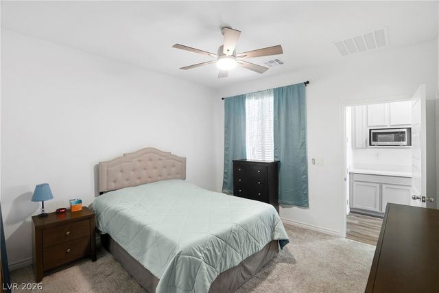9672 Abel Cliff Street, Las Vegas, NV 89143