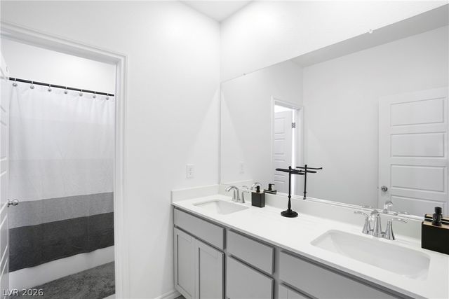 9672 Abel Cliff Street, Las Vegas, NV 89143