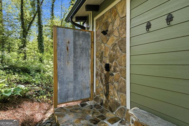 10758 Chatsworth Highway, Ellijay, GA 30540