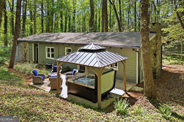 10758 Chatsworth Highway, Ellijay, GA 30540