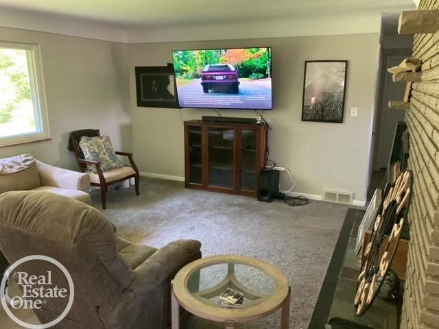 22990 S Nunneley Road, Clinton Township, MI 48035