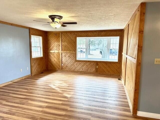 216 Deano Road, Branson, MO 65616