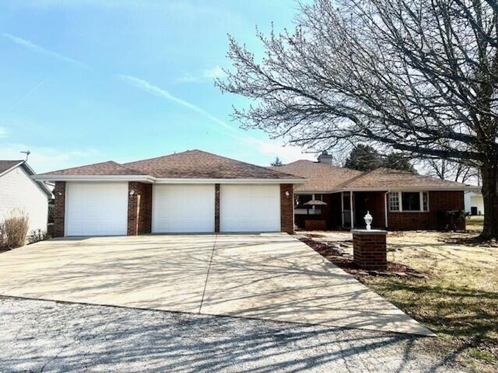 216 Deano Road, Branson, MO 65616